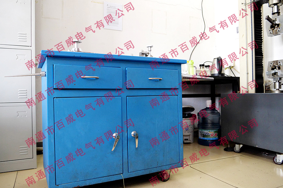 ROUND BAR BENDING TESTER